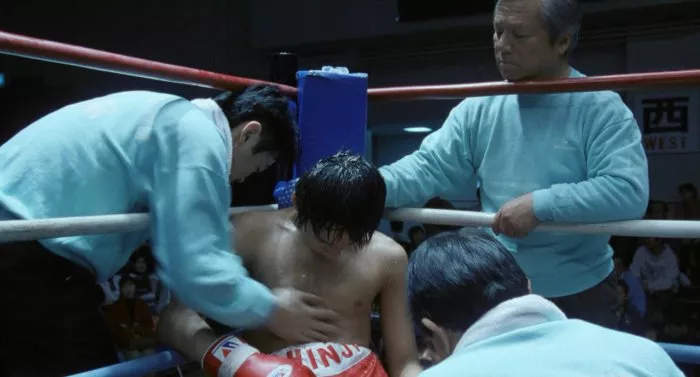 Masanobu Andó (Shinji), Hatsuo Yamaya (Boxing Club Manager) zdroj: imdb.com