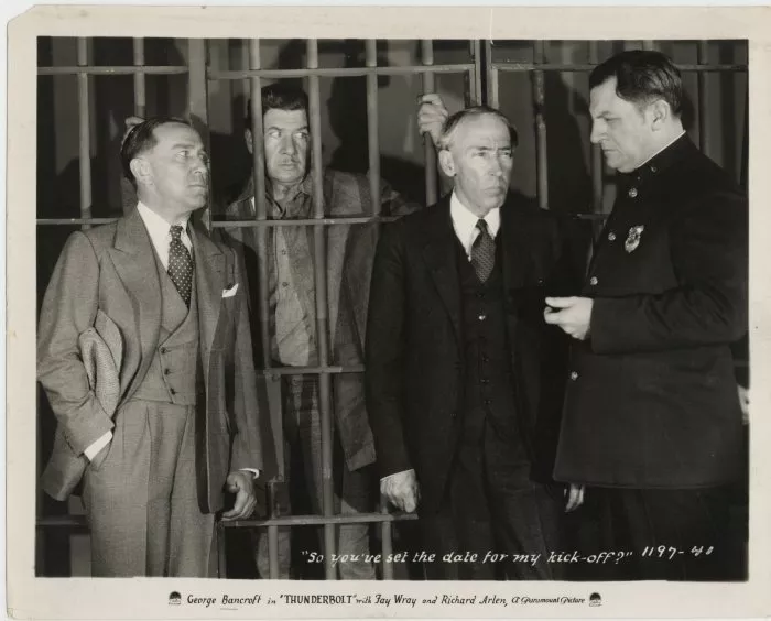 George Bancroft (Thunderbolt Jim Lang), Tully Marshall (Warden), E.H. Calvert (Dist. Atty. McKay), William L. Thorne (Police Inspector) zdroj: imdb.com