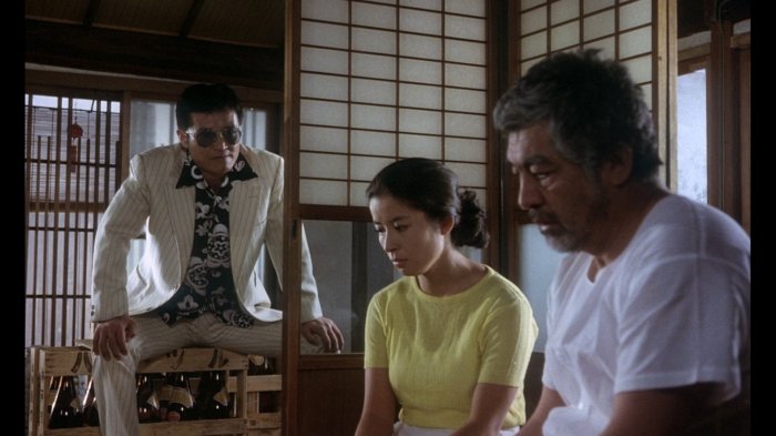 Mitsuko Baishô (Kazuko Enokizu), Rentarô Mikuni (Shizuo Enokizu), Ken Ogata (Iwao Enokizu) zdroj: imdb.com