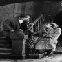 Die freudlose Gasse (1925) - Kellner