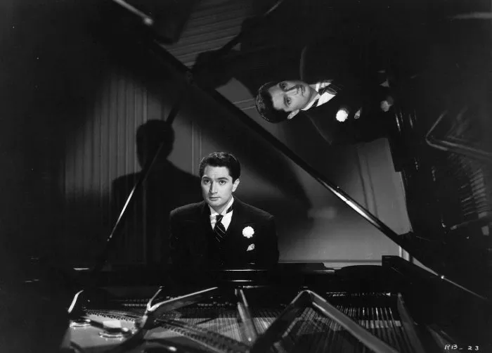 Robert Alda (George Gershwin) zdroj: imdb.com