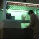 Po zavírací době (1985) - Subway Attendant