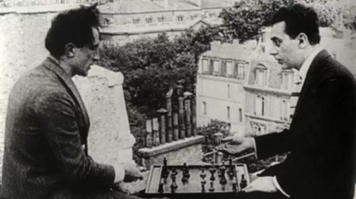 Mezihra (1924) - Un joueur d'échecs