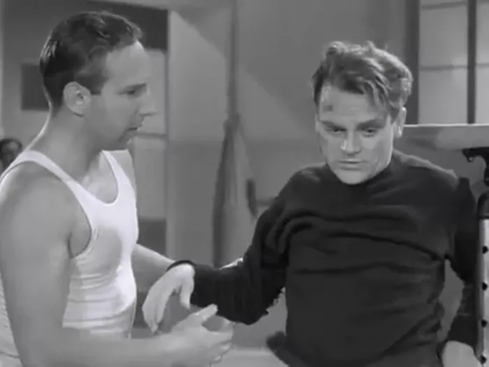 James Cagney (’Brick’ Davis), Lloyd Nolan (Hugh Farrell) zdroj: imdb.com