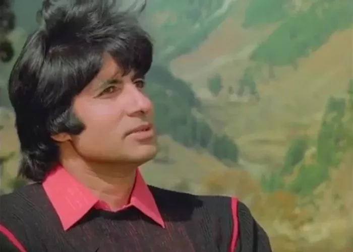 Amitabh Bachchan (Amit Malhotra) zdroj: imdb.com