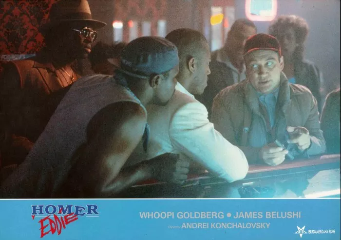 Jim Belushi (Homer Lanza), Tommy ’Tiny’ Lister (Man in Bar with Gun) zdroj: imdb.com