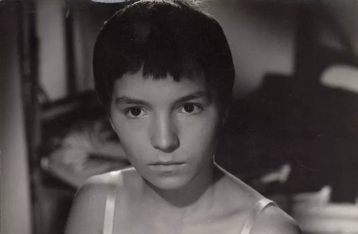 Nyáron egyszerü (1964) - Kati
