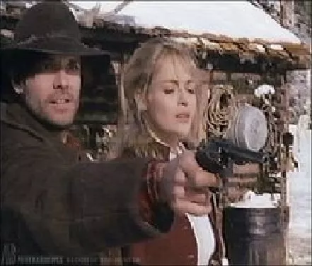 Michael Biehn (Blake), Alexandra Vandernoot (Marie Thoreau) zdroj: imdb.com