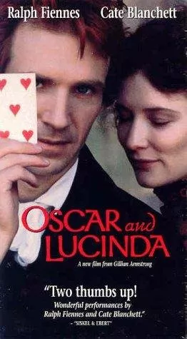 Ralph Fiennes (Oscar Hopkins), Cate Blanchett (Lucinda Leplastrier) zdroj: imdb.com