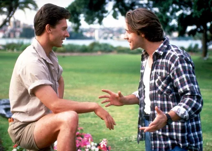 Russell Crowe (Jeff Mitchell), John Polson (Greg) zdroj: imdb.com