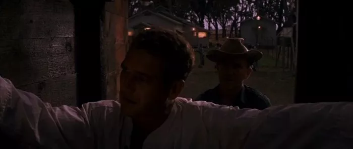 Paul Newman (Luke), John McLiam (Boss Keen) zdroj: imdb.com