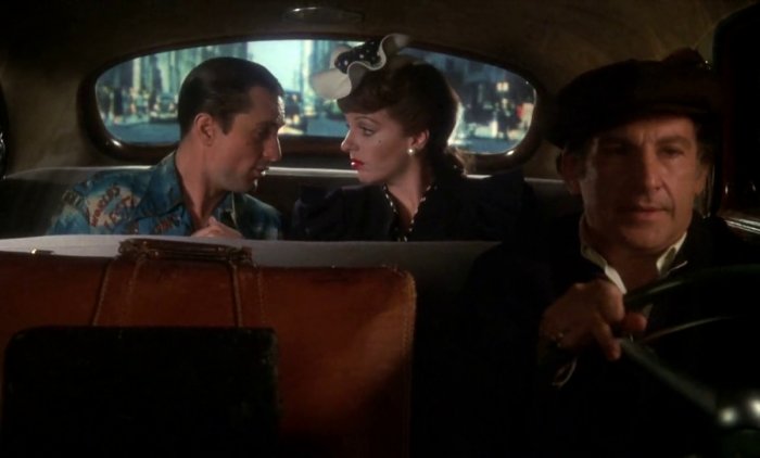 Robert De Niro (Jimmy Doyle), Nicky Blair (Cab Driver), Liza Minnelli (Francine Evans) zdroj: imdb.com