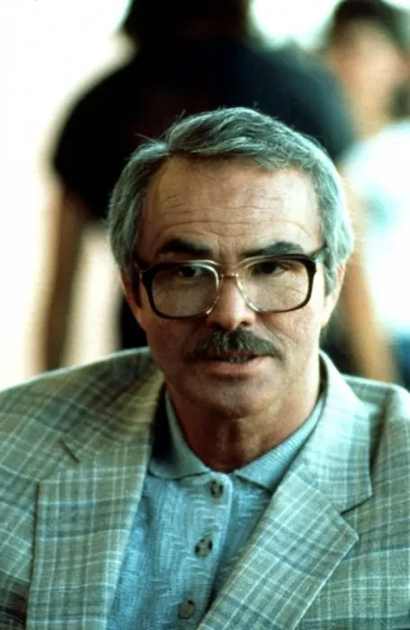 Burt Reynolds (Ernie Mullins) zdroj: imdb.com