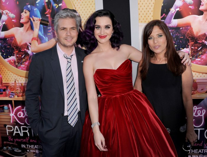 Dan Cutforth, Jane Lipsitz, Katy Perry (Self) zdroj: imdb.com 
promo k filmu