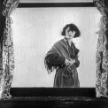 Frigo na Aljašce (1922) - The Wife