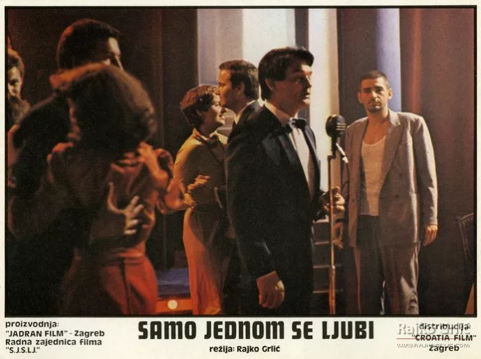 Jen jednou se miluje (1981) - Pevac