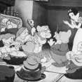 Snehulienka a sedem trpaslíkov (1937) - Sneezy