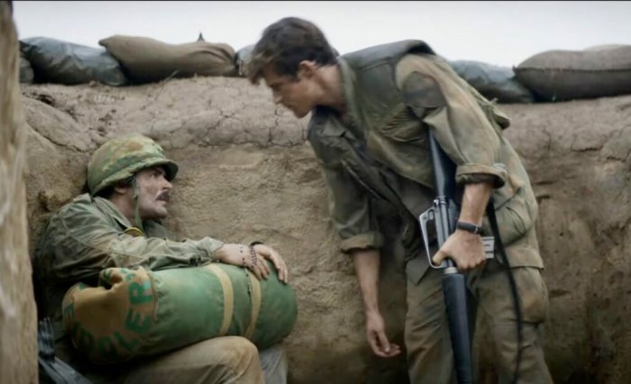 Zac Efron (Chickie Donohue), Jake Picking (Rick Duggan) zdroj: imdb.com