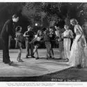 Vždyť jsme jen jednou na světě (1938) - Child Dancer