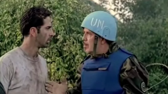 Remake (2003) - Francuski oficir UN