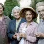 Anna Cropper (Anthea Bradbury-Scott), Joan Hickson (Miss Jane Marple), Valerie Lush (Lavinia Glynne), Margaret Tyzack (Clothilde Bradbury-Scott)