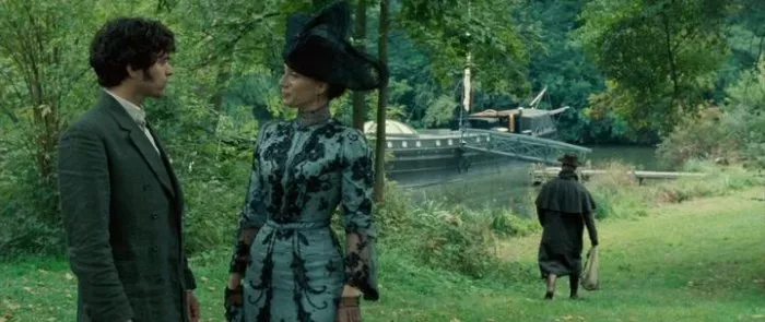 Kristin Scott Thomas (Joséphine - Comtesse de Cagliostro), Romain Duris (Arsène Lupin) zdroj: imdb.com