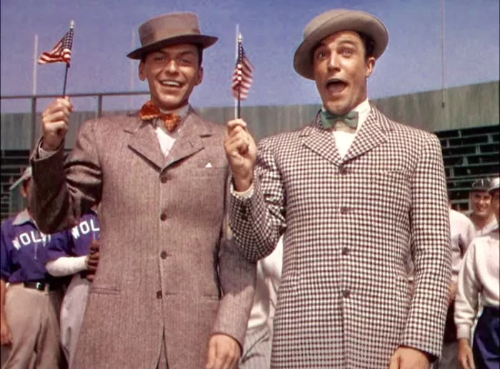 Gene Kelly (Gene Kelly - Co-Host), Frank Sinatra (Clarence Doolittle) zdroj: imdb.com