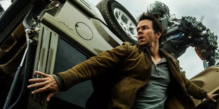 Mark Wahlberg (Cade Yeager)