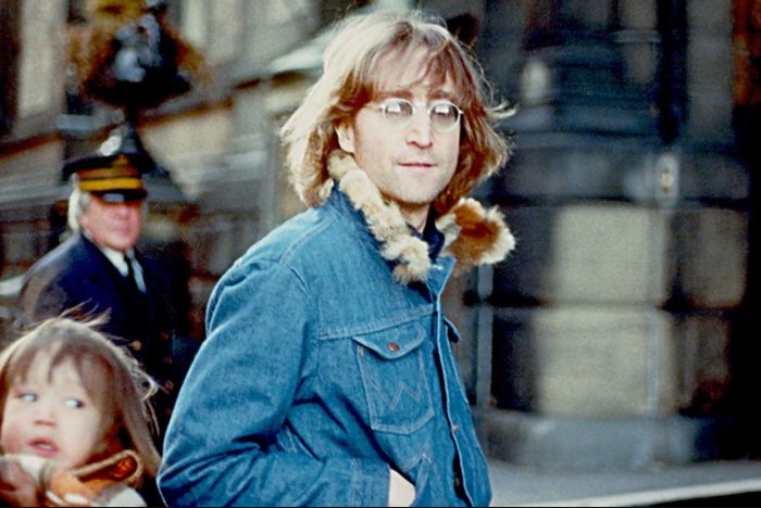 Sean Lennon (Sean Lennon), John Lennon (John Lennon) zdroj: imdb.com