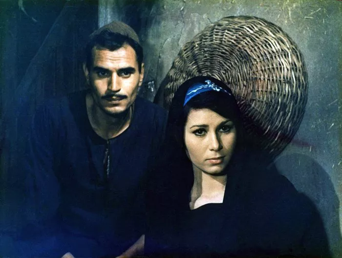 Ezzat El Alaili (Abd El-Hadi), Nagwa Ibrahim (Wassifa) zdroj: imdb.com