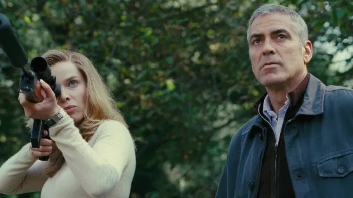 George Clooney (Jack), Thekla Reuten (Mathilde) zdroj: imdb.com