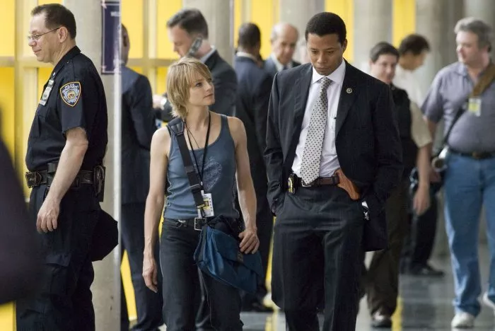 Jodie Foster (Erica Bain), Terrence Howard (Detective Mercer) zdroj: imdb.com