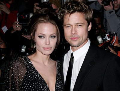 Brad Pitt, Angelina Jolie (Margaret ’Clover’ Russell) zdroj: imdb.com 
promo k filmu