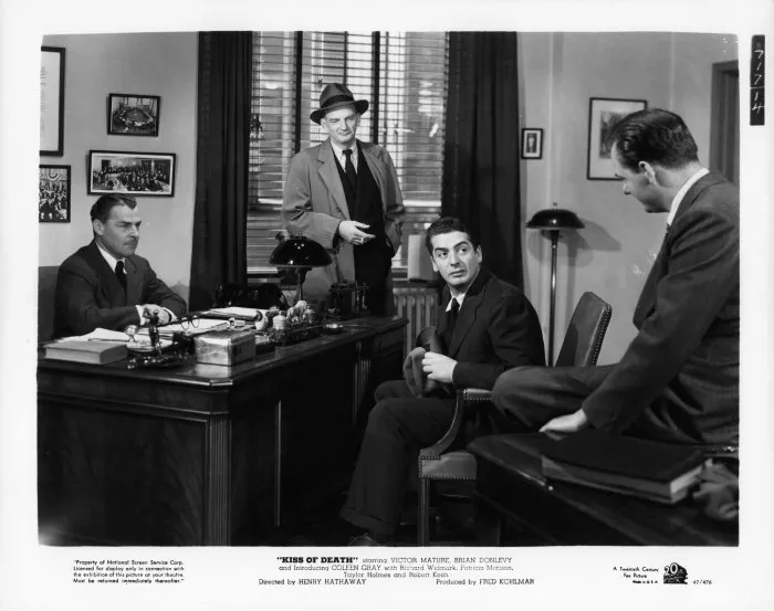 Karl Malden (Sgt. William Cullen), Victor Mature (Nick Bianco), Brian Donlevy (Assistant D.A. Louis D’Angelo), Millard Mitchell zdroj: imdb.com