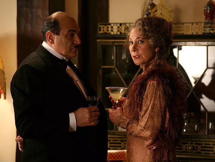 David Suchet (Hercule Poirot), Zoë Wanamaker (Ariadne Oliver)