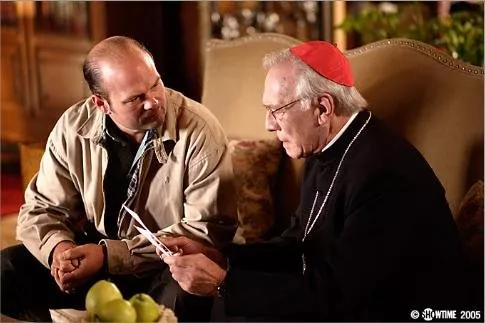 Christopher Plummer (Cardinal Bernard Law), Chris Bauer (Olan Horne) zdroj: imdb.com