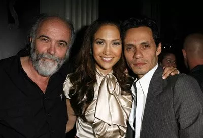 Jennifer Lopez (Puchi), Marc Anthony (Hector Lavoe), Leon Ichaso zdroj: imdb.com 
promo k filmu