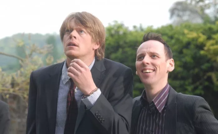 Ewen Bremner (Justin), Kris Marshall (Troy) zdroj: imdb.com