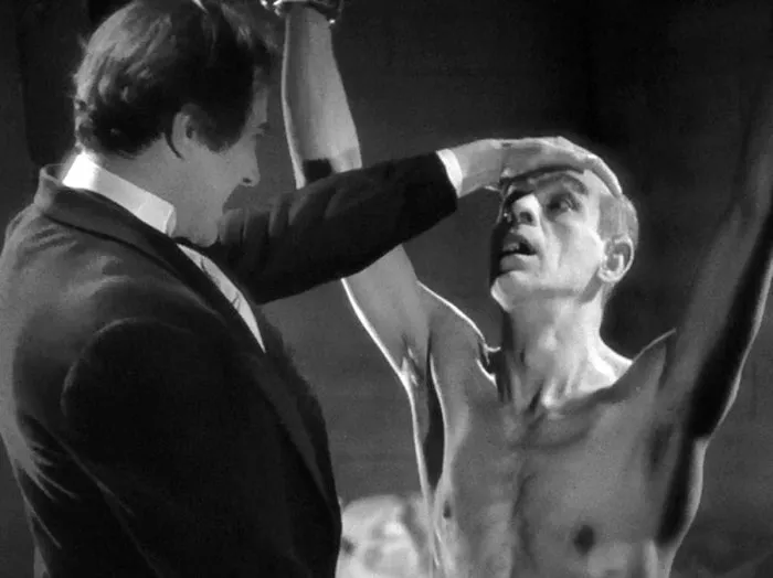 Boris Karloff (Hjalmar Poelzig), Bela Lugosi (Dr. Vitus Werdegast) zdroj: imdb.com