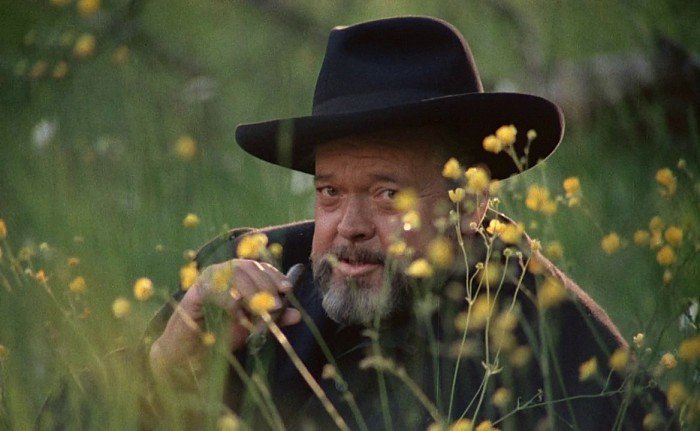 Orson Welles (Orson Welles - Narrator)