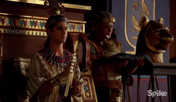 Avan Jogia (King Tutankhamun) zdroj: imdb.com