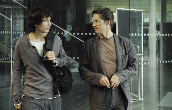 Tobias Moretti (Thomas Dorn), Laurence Rupp (Oliver Dorn) zdroj: imdb.com
