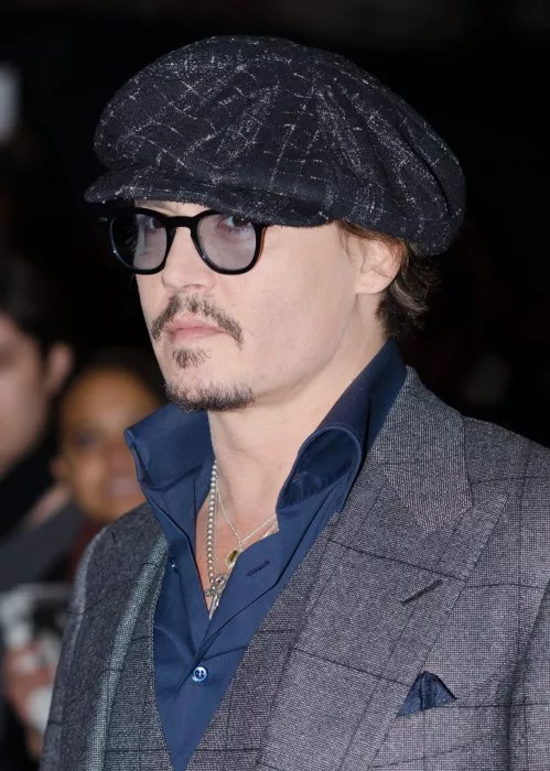 Johnny Depp (Kemp) zdroj: imdb.com 
promo k filmu