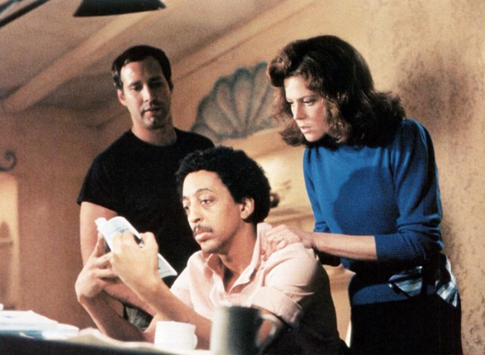 Sigourney Weaver (Catherine DeVoto), Chevy Chase (Eddie Muntz), Gregory Hines (Ray Kasternak) zdroj: imdb.com