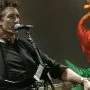 Roger Waters - The Wall, Live in Berlin (1990) - The Mother (act one), The Wife (act two)