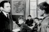Gombíková vojna (1962) - School teacher