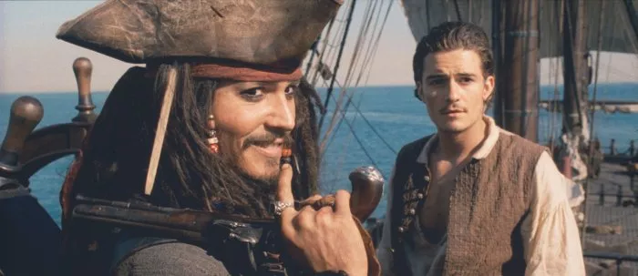 Johnny Depp (Jack Sparrow), Orlando Bloom (Will Turner) zdroj: imdb.com