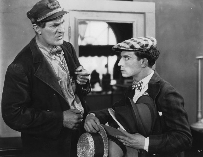 Buster Keaton (William Canfield Jr.), Ernest Torrence (William ’Steamboat Bill’ Canfield) zdroj: imdb.com