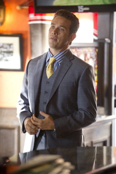 Kevin Alejandro (Detective Christian Arroyo)