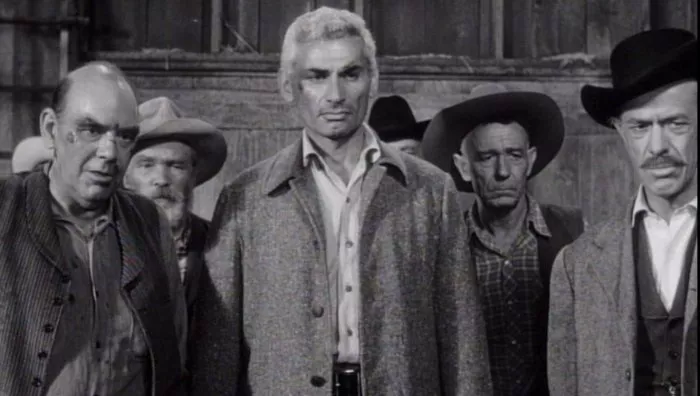 Jeff Chandler (Sam Christy), Harvey Stephens (Doc Fuller), William Challee (1st Citizen), Vaughn Taylor (Jess Walters - General Store Owner), James Westerfield (Mike Baron - Saloon Owner) zdroj: imdb.com
